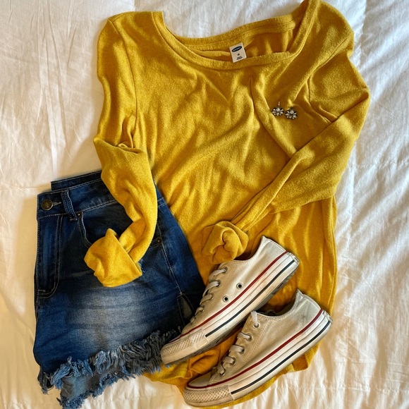 Old Navy Mustard Yellow Boat Neck Tee - XS LNC - Picture 1 of 4